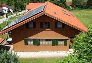Ferienhaus Fuchsweg im Feriendorf Reichenbach (F23b) – Ferienhaus in Holzbauweise mit überdachter Terrasse (F23b)