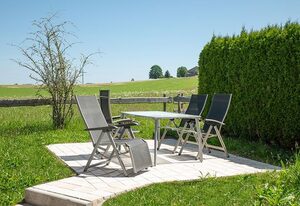 Ferienhaus Fuchsweg im Feriendorf Reichenbach (F25b) – Ferienhaus mit großem überdachten Freisitz (HT, F25b)