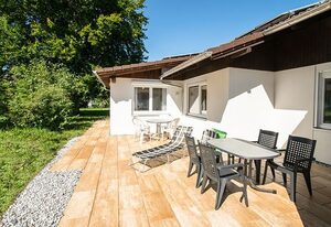Ferienhaus Wieselweg im Feriendorf Reichenbach (7) – Gut ausgestattetes Ferienhaus mit Sonnenterrasse (W7)