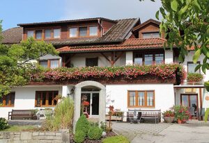 Pension Zum Ebenstein am Donausteig – Doppelzimmer (ca. 18 qm)