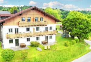 Landhaus Altweck – Ferienwohnung 5 / 60 m² *** mit Balkon