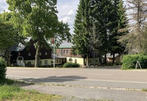 Pension ZUR 23 – Appartement/Fewo, Dusche und Bad, WC, Bergseite
