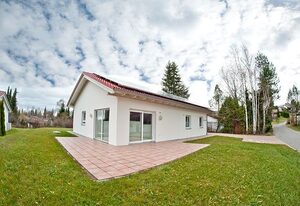 Ferienhaus Gamssteige im Feriendorf Reichenbach (G7) – Ferienhaus Elvira mit großer Sonnenterrasse (G7)