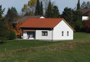 Ferienhaus Gamssteige im Feriendorf Reichenbach (G16) – Ferienhaus im Landhausstil mit großer Terrasse (G16)