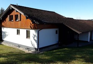 Ferienhaus Gamssteige im Feriendorf Reichenbach (G14) – Ferienhaus neu renoviert mit 3 SZ und 3 Bädern (G14)