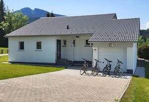 Ferienhaus Dachspfad im Feriendorf Reichenbach (7) – Gut ausgestattetes Ferienhaus für erholsame Stunden (D7)