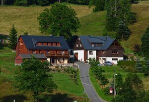 Pension am Steinberg – Doppelzimmer mit Aufbettung im Gästehaus