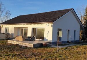 Ferienhaus Rehpfad im Feriendorf Reichenbach (7) – Großzügiges Ferienhaus mit freiem Blick auf die Berge (R7)