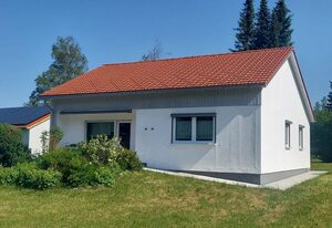 Ferienhaus Dachspfad im Feriendorf Reichenbach (6) – Ferienhaus in ruhiger Lage mit Blick auf die Alpen (D6)