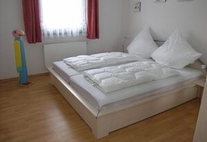 Ferienhaus Nr. 74, Kategorie Komfort L m. Sauna, behindertenfreundlich, Feriendorf Hochbergle, Allgäu