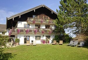 Ferienhof Dirnberg – 5-Sterne-Ferienwohnung mit Ostbalkon für 1 - 5 Personen, 75 qm