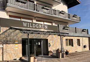 Wildgrün – Maxi Lodge 12