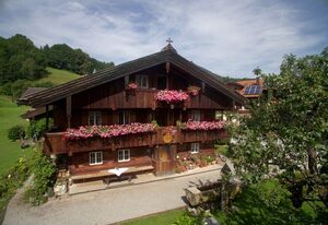 Haus Weber in Gmain – Einzelzimmer mit fl. Kalt- und Warmwasser