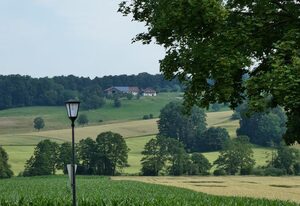 Gästehaus Stahuber – Doppelzimmer mit Ausblick in unser schönes Glonntal