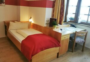 Landgasthof Zum Schildhauer OHG – Einzelzimmer mit Balkon 13 bis 20 m²