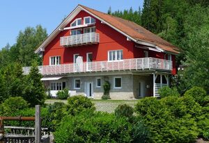 Ferienwohnungen Schönbachtal – Ferienwohnung Melodie (73qm) für max. 5 Personen mit großen Balkon