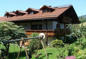 Ferienwohnung Lettenmaier – Ferienwohnung (105qm) mit Einbauküche und kostenfreiem Wlan