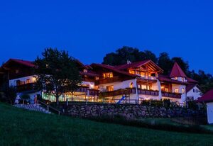Wellness-Ferienwohnungen Zellertalblick – Komfortwohnung  Talblick