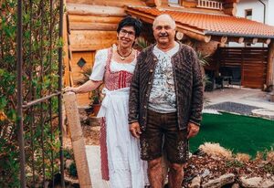 Willis Hütte – Chaletwohnung Zirbenstubn mit Zirben-Lehm-Sauna