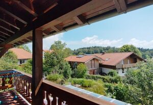 Fewo Hintermair – Ferienwohnung (70qm) mit Balkon