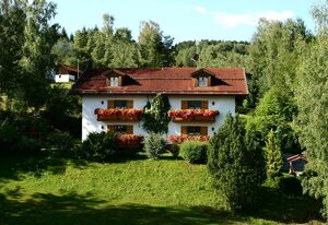 FW Haus Wildschütz – Wohnung Nr. 6 (50qm) mit Balkon und WLAN