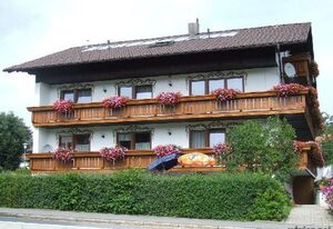 Pension Sonnenhof – Doppelzimmer mit Etagenbad/EtagenWC