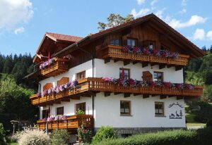 Haus Seidl – Großes Appart. Himmelsglück mit getr. Wohn/Schlafraum u. zwei Südbalkonen