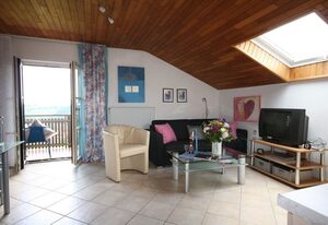 Ferienhaus Holzapfel - Ferienwohnung Sonnenwiese