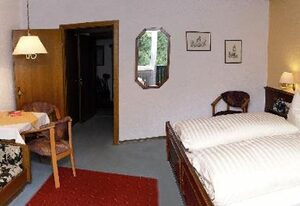 Pension zur Klause – Doppelzimmer mit Dusche/WC ohne Balkon