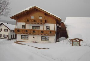 Hans-Girgl-Hof – Ferienwohnung Fiona