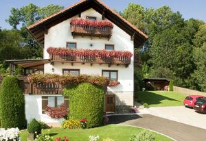 Ferienwohnung Göstl (Nichtraucher) – Appartment -  Panorama (40qm) mit WLAN und Balkon