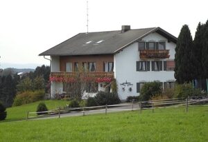 Beiglhof – Ferienwohnung 54qm mit Dusche, Balkon und Grillmöglichkeit