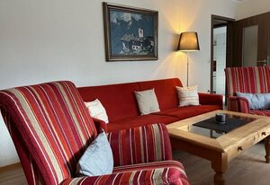 Chiemgau Comfort B8 Ferienwohnung Oberaudorf mit direktem Bergblick auf den Kaiser sowie Hallenbad und Sauna