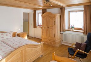 Nudlbichlerhof – Doppelzimmer mit Etagendusche im 1 Stock