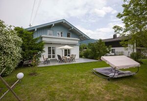 Landhaus Kaiserblick – Ferienhaus 138 qm mit drei Schlafzimmern und Garten