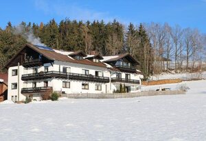Ferienwohnungen Penzkofer ***** – Ferienwohnung Hirschenstein (43qm) für 4 Personen mit Balkon