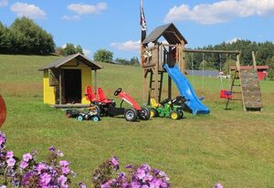 Ferienwohnungen Penzkofer ***** – Ferienwohnung Hirschenstein (43qm) für 4 Personen mit Balkon