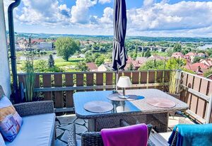 in Pirna mit Schöner Terrasse
