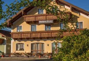 Gasthof Gruber – Einzelzimmer mit Dusche/WC, Minibar und Balkon