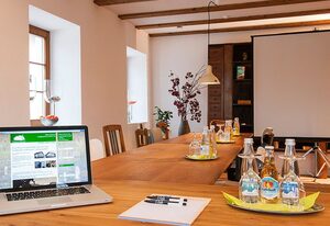 Hotel Gasthaus Unterwirt – Doppelzimmer 1, Dusche/WC, Zugang zur Dachterrasse, 30 qm