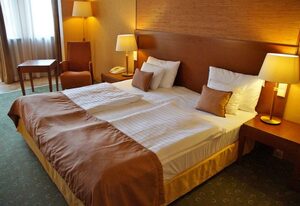 Hotel&Restaurant Post Prienbach – Einzelzimmer mit Schreibtisch