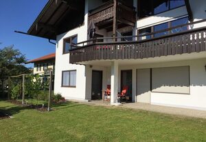 Ferienwohnung Bernd – Ruhig gelegene Ferienwohnung mit Terrasse