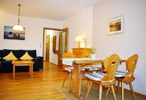 Ferienresidenz Chiemseestrand - Chiemseesonne – Ferienträume mit Seeblick ? direkt am Chiemsee