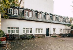 Luga Homes - Chausseehaus – *Big Urban* 2-Zimmer-Appartement mit Wohnküche