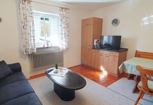 Ferienwohnungen Trattler – Ferienwohnung I mit 1 Schlafzimmer und Balkon