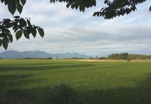 Ferienwohnung Sternschnuppe – Ferienwohnung im 1.Stock mit großem überdachten Balkon/Loggia mit See- und Bergblick