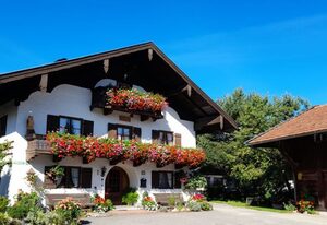 Ferienwohnung Klauserhof – Neue Ferienwohnung 75 qm mit Balkon, bis 4 Personen, 2 sep. Schlafzimmer