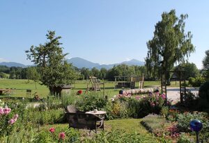 Stefanutti-Hof – Balkonzimmer Nr. 1 - Doppelzimmer im Obergeschoss mit Etagen-Dusche/WC,  Balkon