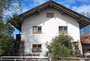 Ferienwohnung beim Maler Gandi – Ferienwohnung zum Wohlfühlen mit Schwedenofen und gemütlicher Wohnküche
