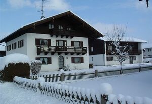 Ferienwohnungen Wennesz – Ferienwohnung 1 mit 2 Schlafzimmern und grossem Südbalkon